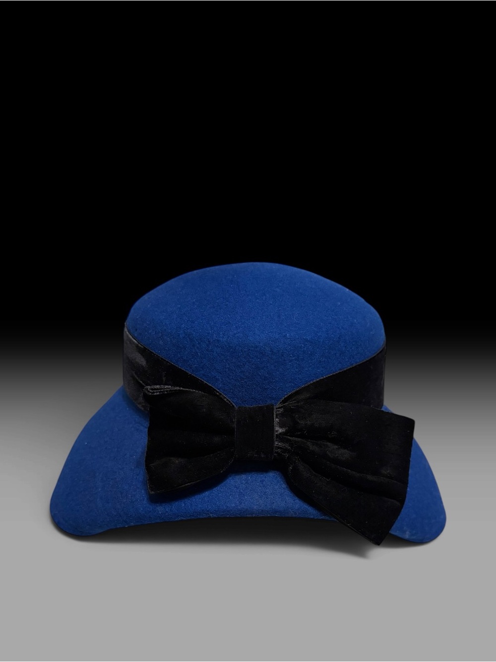 Vintage 1950’s 60’s royal blue felt hat black velvet bow asymmetrical brim